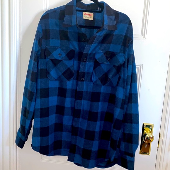 Wrangler Other - NWT Blue and Black fleece Wrangler button down